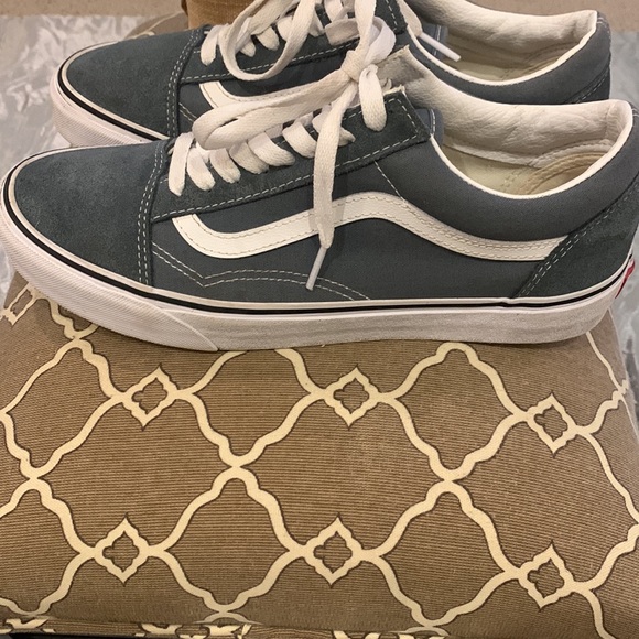 š¹ Vans Old School Grayish Blue Unisex Cloth & Suede Classic Sneakers - Picture 3 of 13